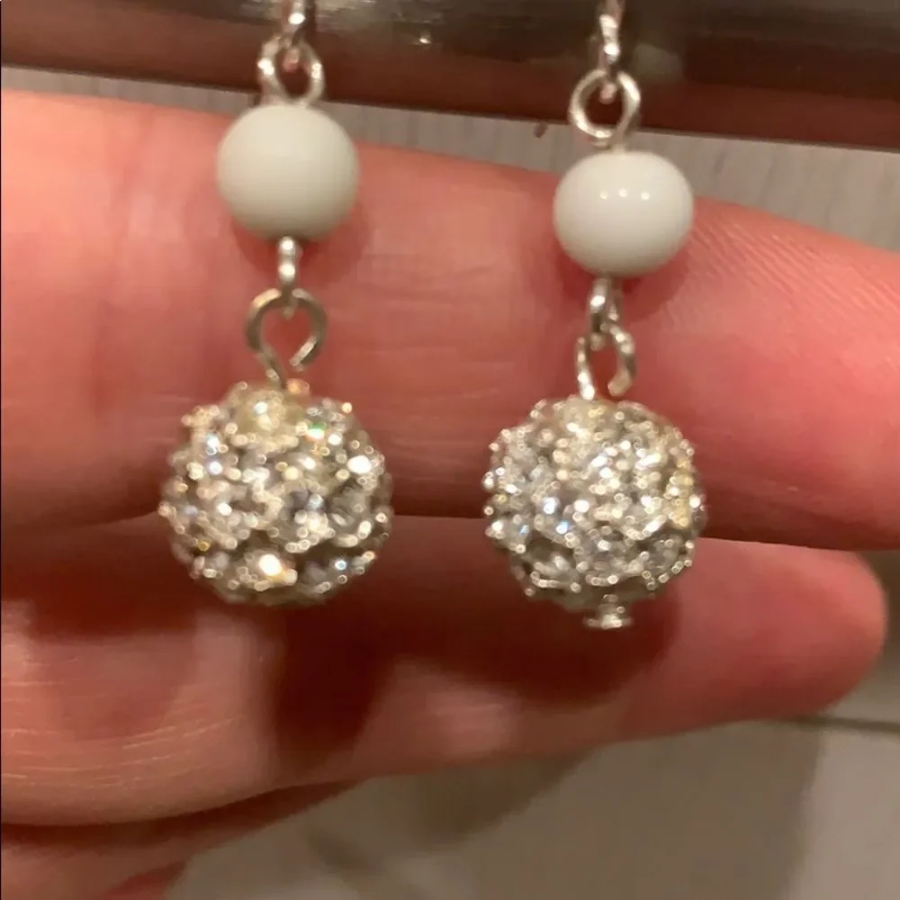 Cache Drop earring  - Picture 2 of 5